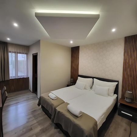 Ven Diofa De Lux Panzio Bed & Breakfast Szeged Luaran gambar