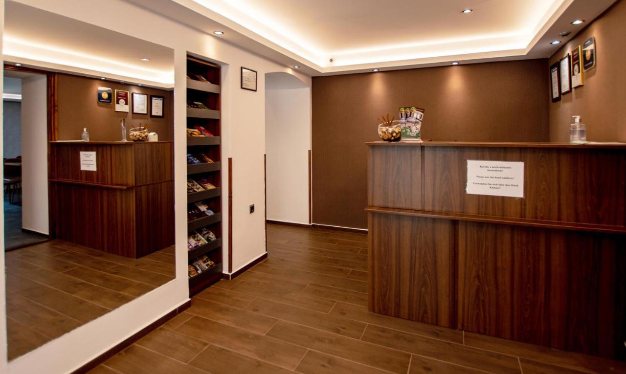 Ven Diofa De Lux Panzio Bed & Breakfast Szeged Luaran gambar