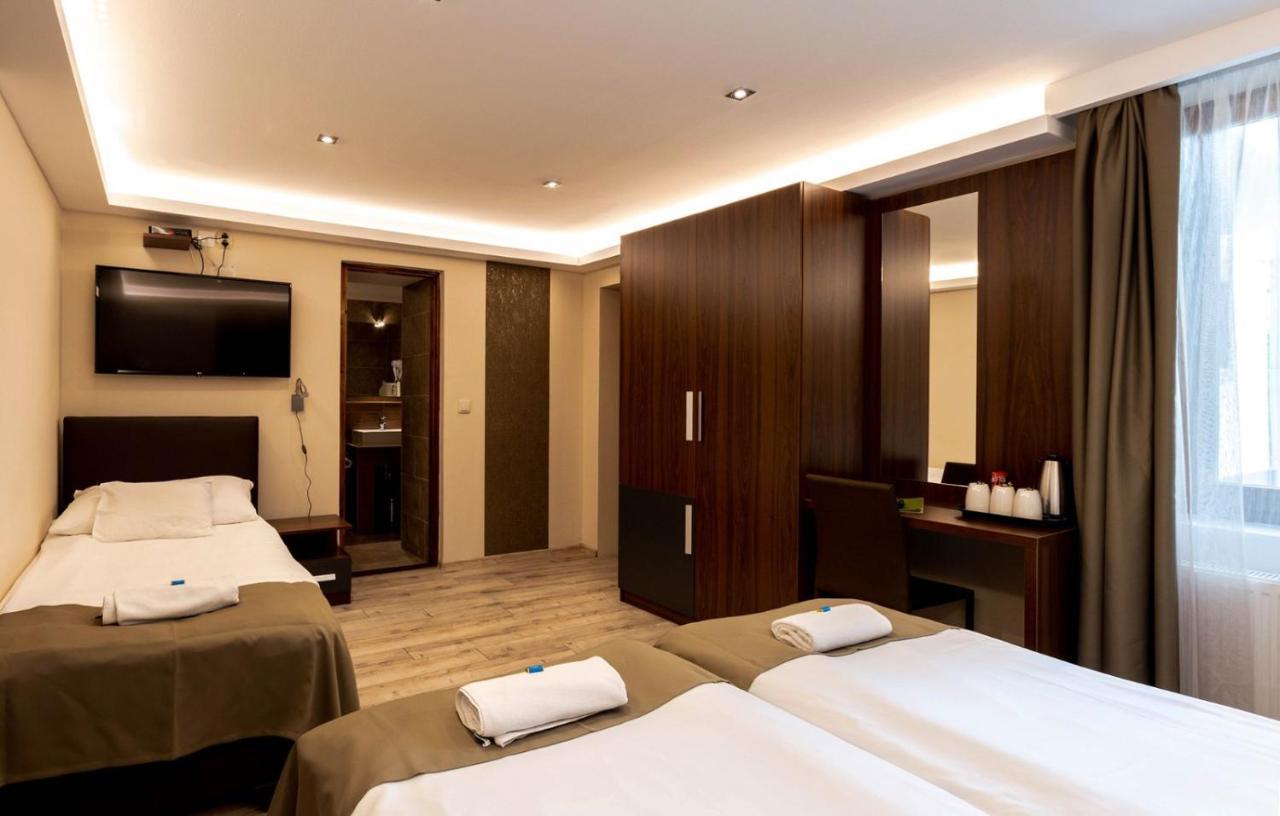 Ven Diofa De Lux Panzio Bed & Breakfast Szeged Luaran gambar