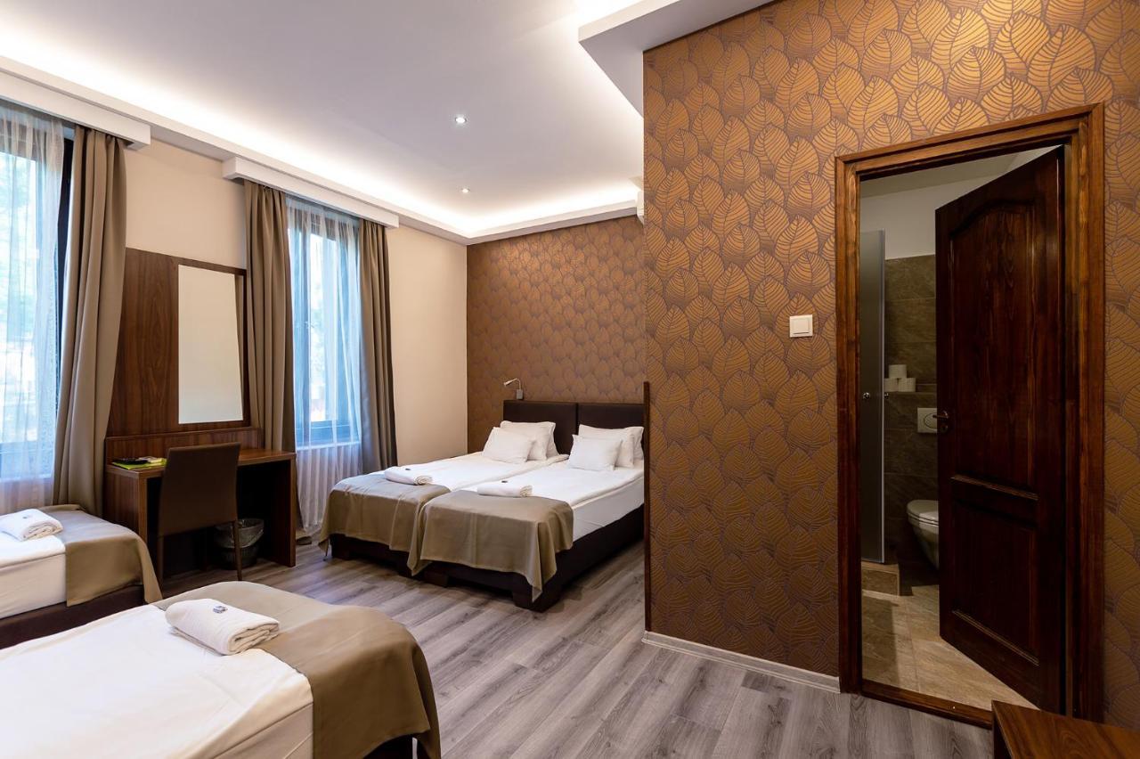 Ven Diofa De Lux Panzio Bed & Breakfast Szeged Luaran gambar