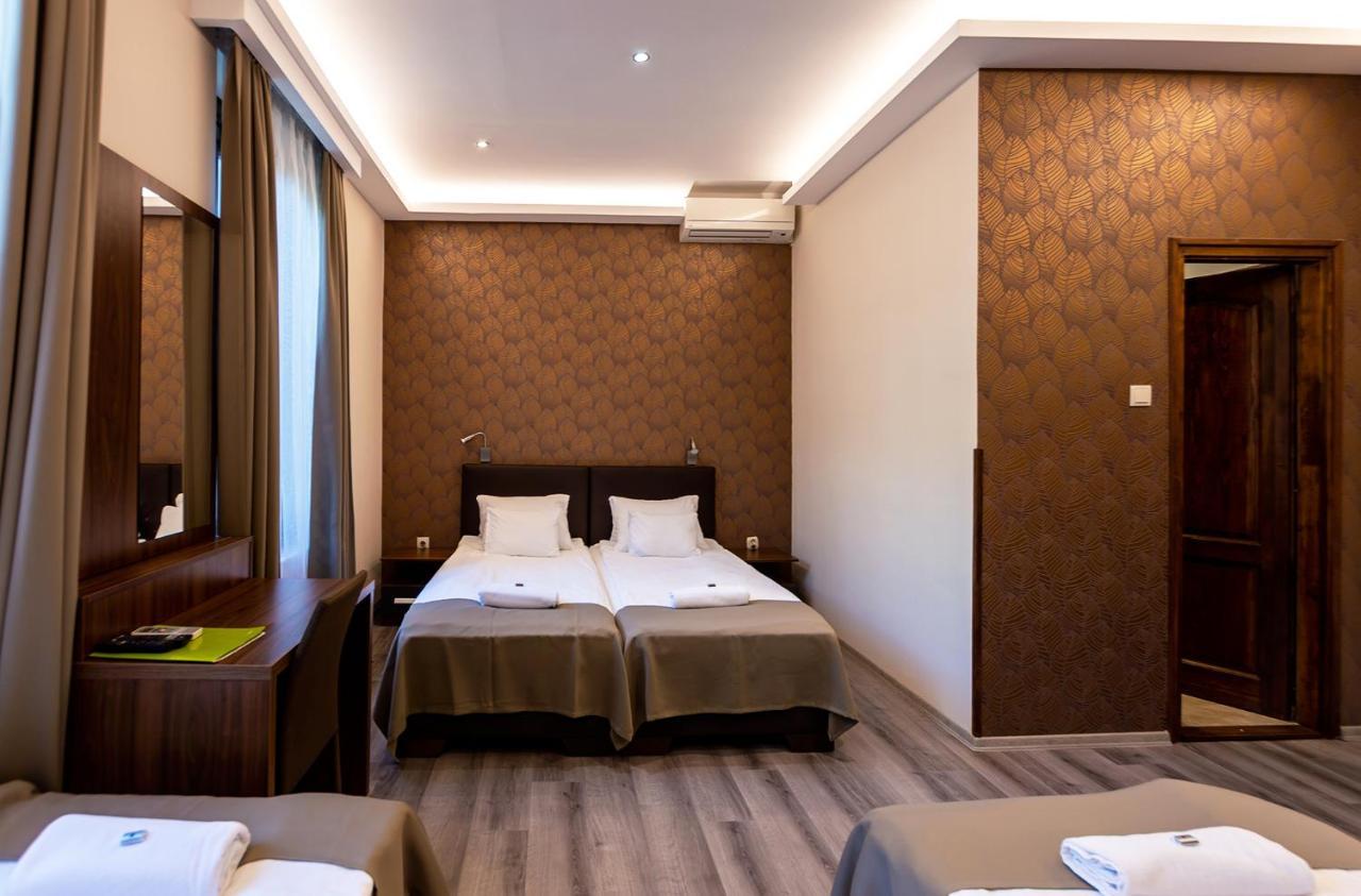 Ven Diofa De Lux Panzio Bed & Breakfast Szeged Luaran gambar