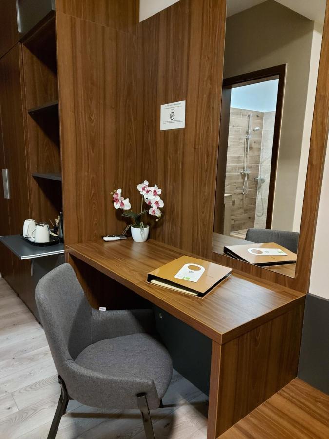 Ven Diofa De Lux Panzio Bed & Breakfast Szeged Luaran gambar