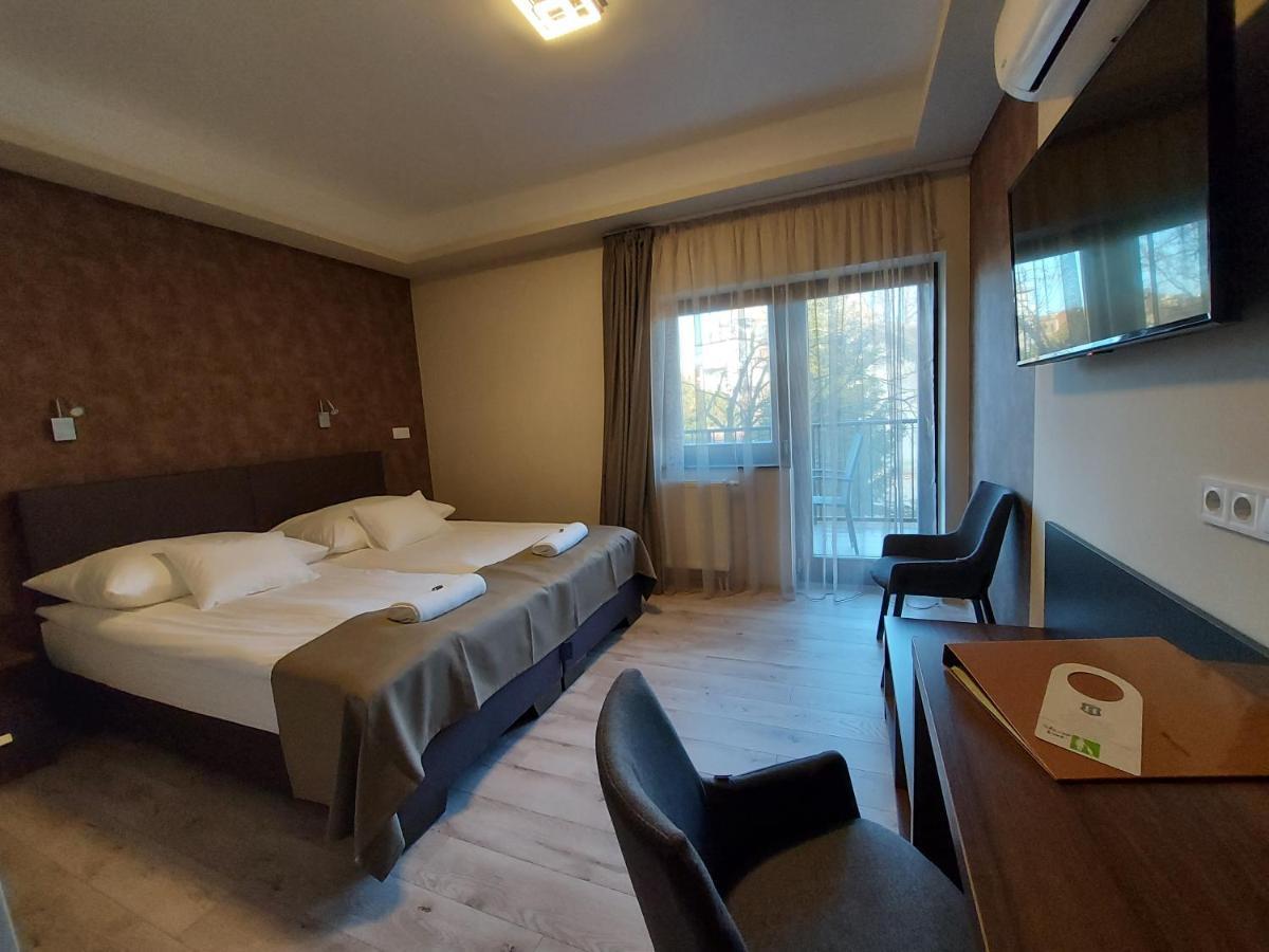 Ven Diofa De Lux Panzio Bed & Breakfast Szeged Luaran gambar