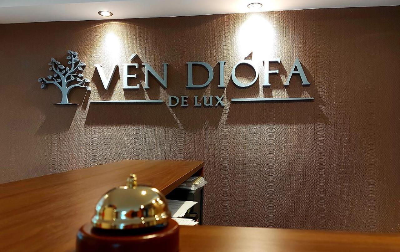 Ven Diofa De Lux Panzio Bed & Breakfast Szeged Luaran gambar