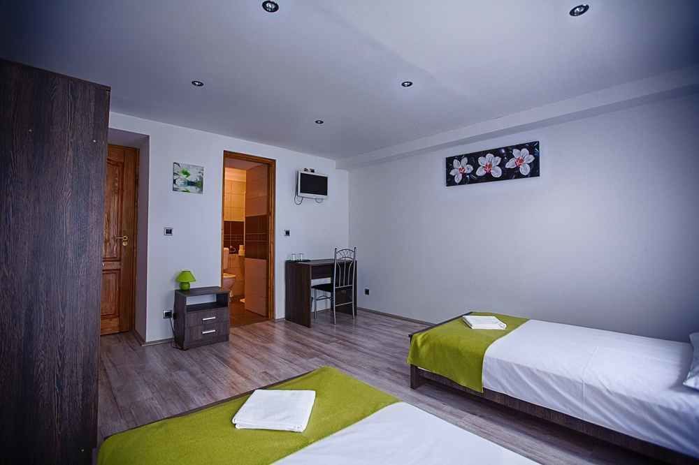 Ven Diofa De Lux Panzio Bed & Breakfast Szeged Luaran gambar